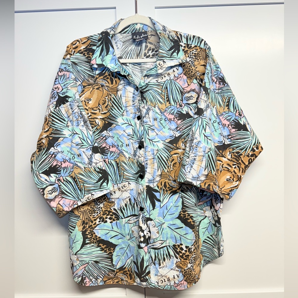 Vintage Style Plus of California Unisex Vibrant Jungle Print Shirt.